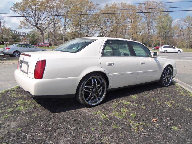 Cadillac Deville 2003 photo 3