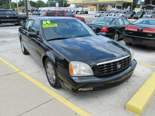 Cadillac Deville 2004 photo 2