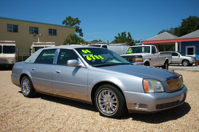 Cadillac Deville 2004 photo 2