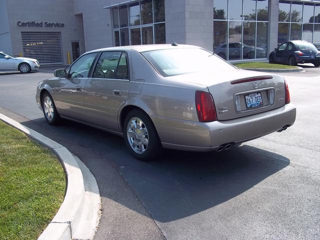 Cadillac Deville 2004 photo 3