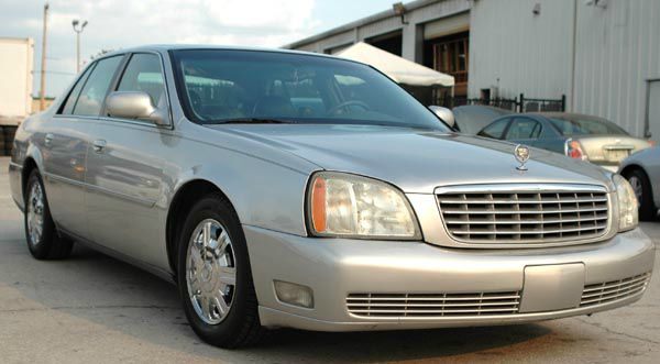 Cadillac Deville 2004 photo 3