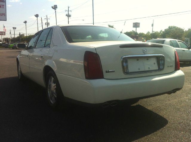 Cadillac Deville 2004 photo 10