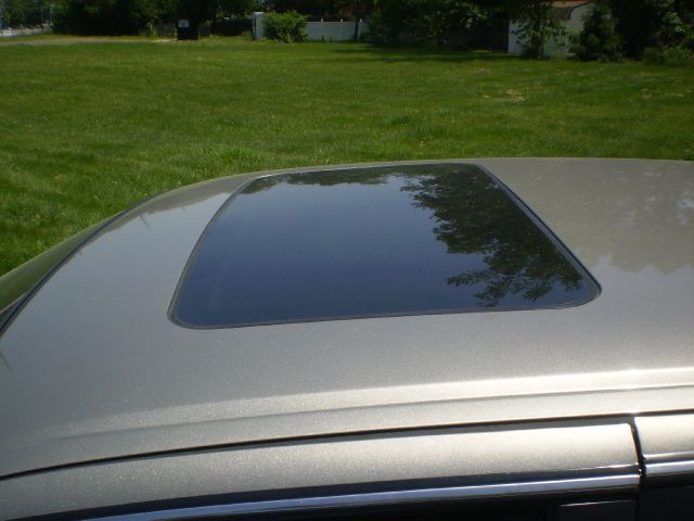 Cadillac Deville 2004 photo 17