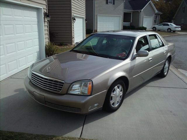 Cadillac Deville 2004 photo 1