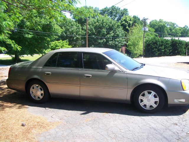 Cadillac Deville 2004 photo 2