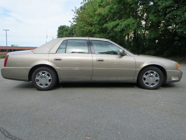 Cadillac Deville 2004 photo 3