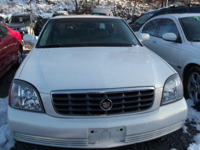 Cadillac Deville 2004 photo 2