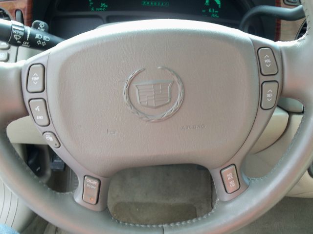 Cadillac Deville 2004 photo 15