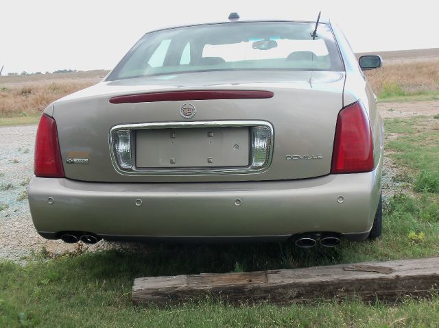 Cadillac Deville 2004 photo 18