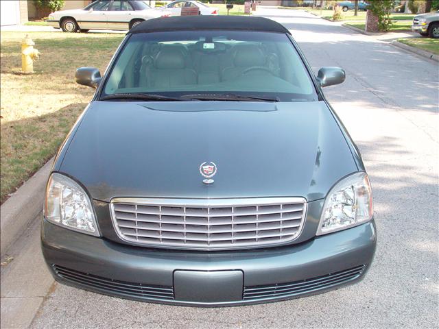 Cadillac Deville 2004 photo 1