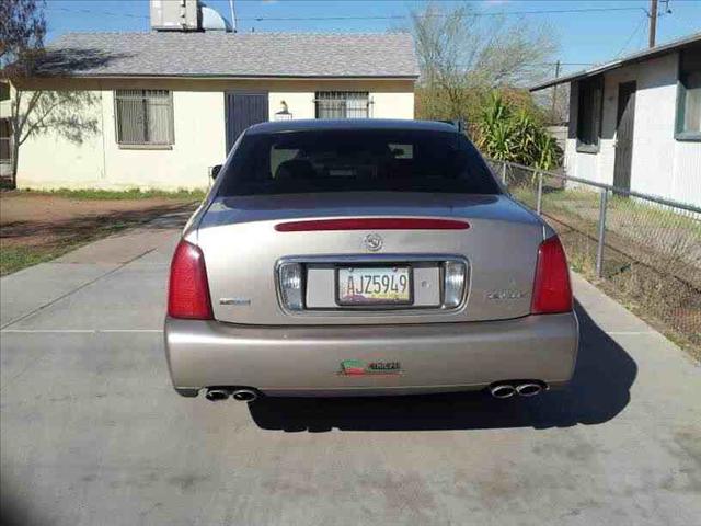 Cadillac Deville 2004 photo 3