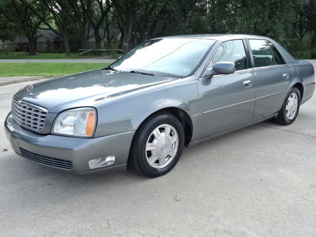 Cadillac Deville 2004 photo 2