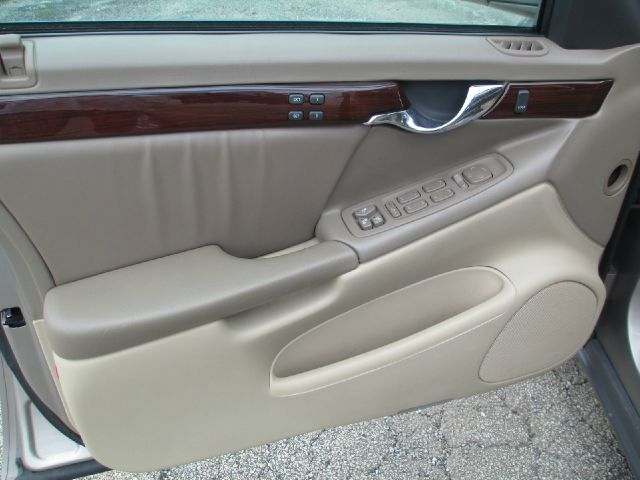 Cadillac Deville 2004 photo 7