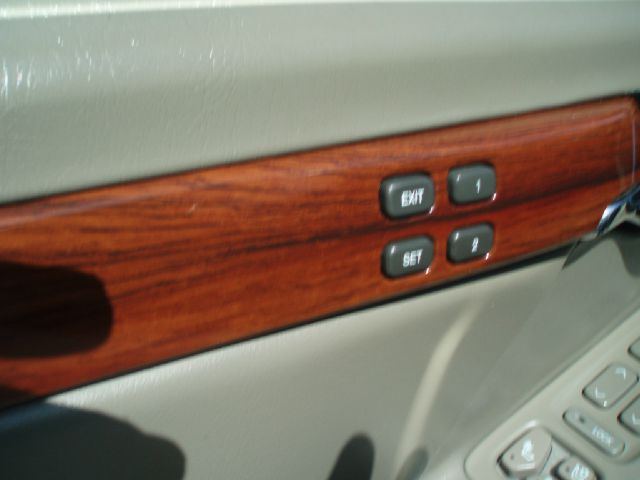 Cadillac Deville 2004 photo 15