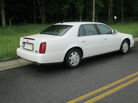 Cadillac Deville 2005 photo 1