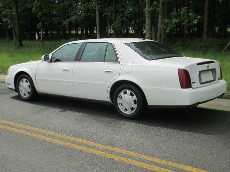 Cadillac Deville 2005 photo 2