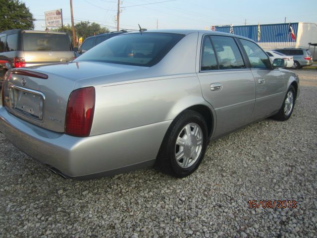 Cadillac Deville 2005 photo 2