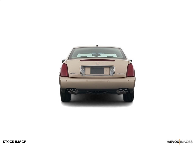 Cadillac Deville 2005 photo 2