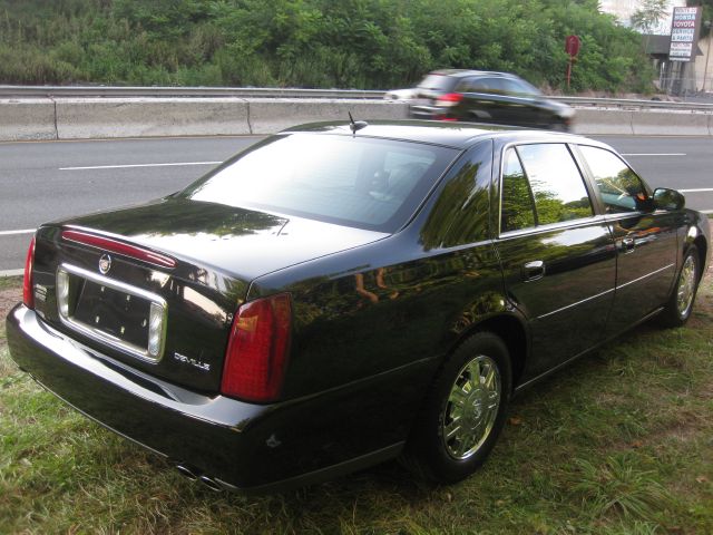 Cadillac Deville 2005 photo 2