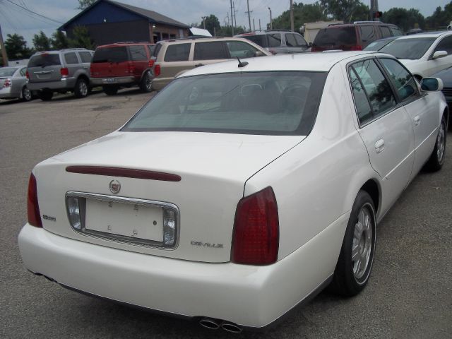 Cadillac Deville 2005 photo 2