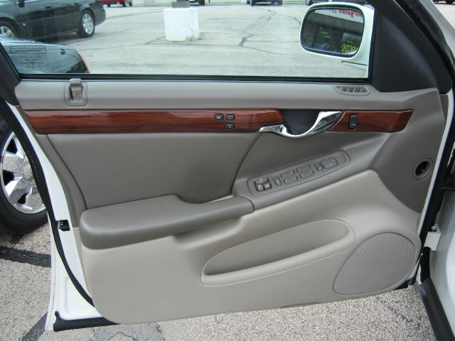 Cadillac Deville 2005 photo 18