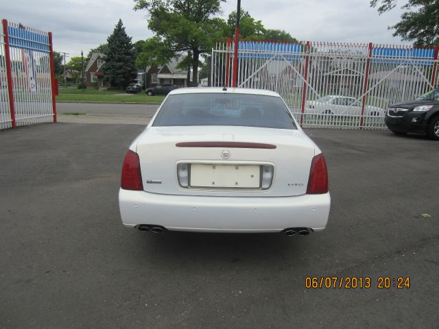 Cadillac Deville 2005 photo 11