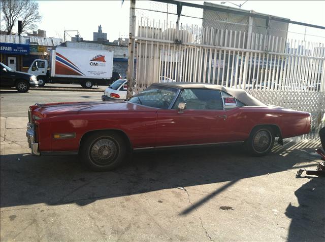 Cadillac Eldorado 1975 photo 1