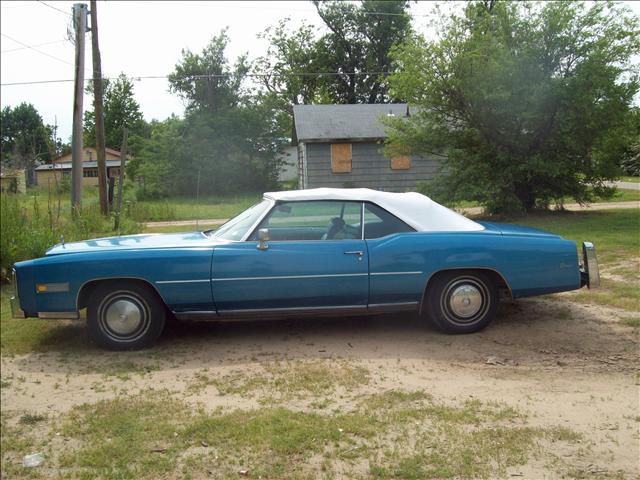 Cadillac Eldorado 1976 photo 1