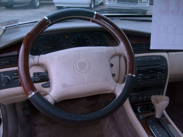 Cadillac Eldorado 1998 photo 16