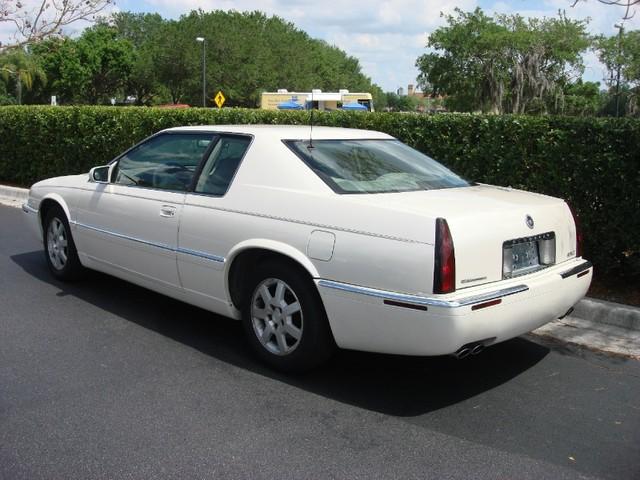 Cadillac Eldorado 2000 photo 2