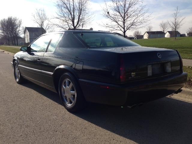 Cadillac Eldorado 2001 photo 1