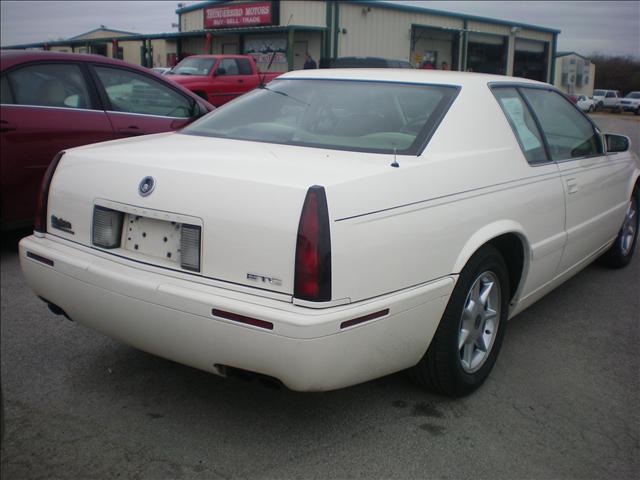 Cadillac Eldorado 2002 photo 2