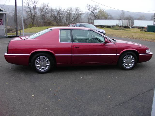 Cadillac Eldorado 2002 photo 5