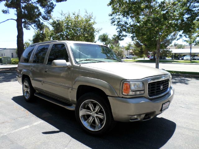 Cadillac Escalade 1999 photo 4