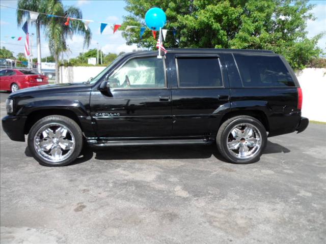 Cadillac Escalade 2000 photo 3