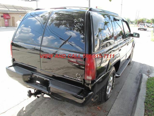 Cadillac Escalade 2000 photo 3