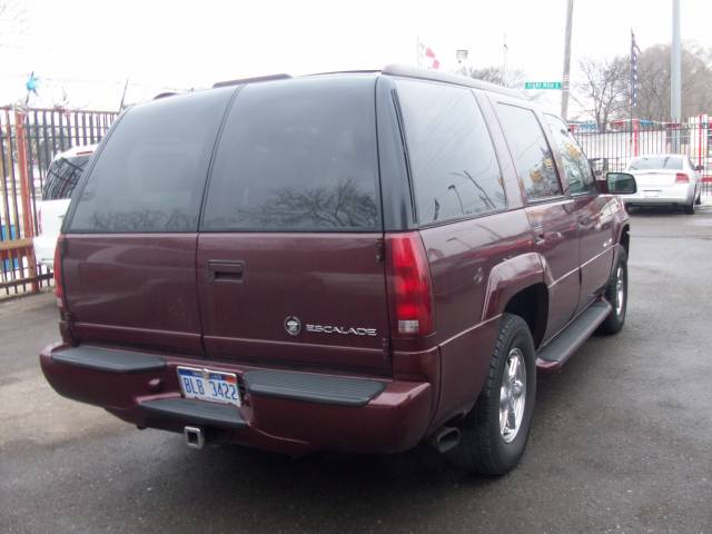 Cadillac Escalade 2000 photo 3