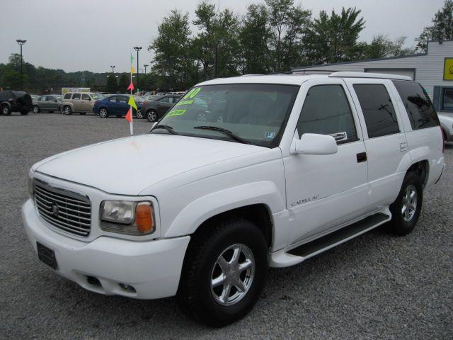 Cadillac Escalade 2000 photo 1