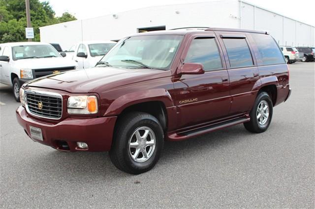 Cadillac Escalade 2000 photo 20