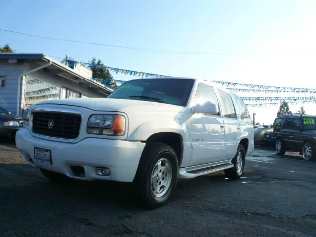 Cadillac Escalade 2500 3/4 Ton 4x4 Sport Utility