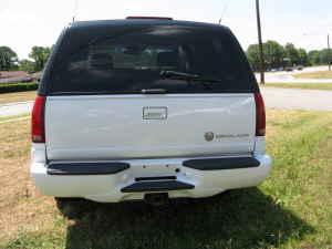 Cadillac Escalade 2000 photo 2