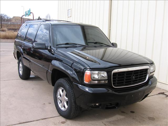 Cadillac Escalade 2000 photo 4