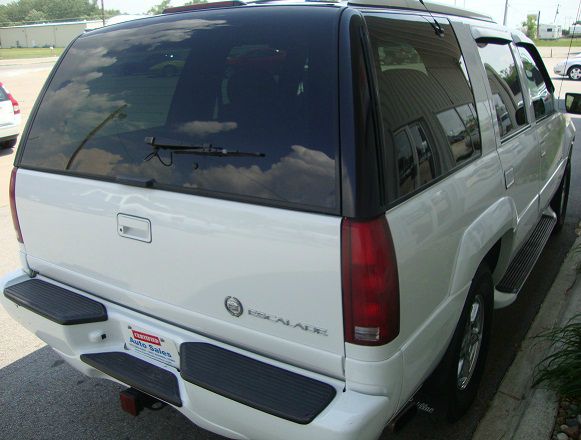 Cadillac Escalade 2000 photo 3