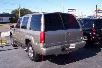 Cadillac Escalade 2000 photo 3