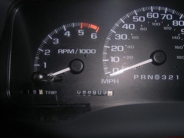 Cadillac Escalade 2000 photo 4