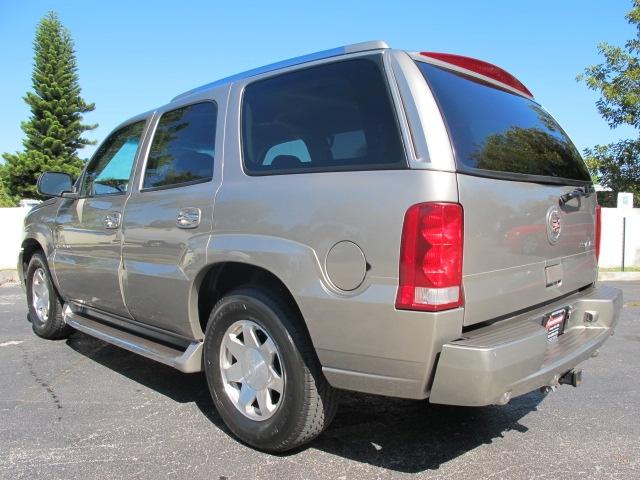 Cadillac Escalade 2002 photo 4