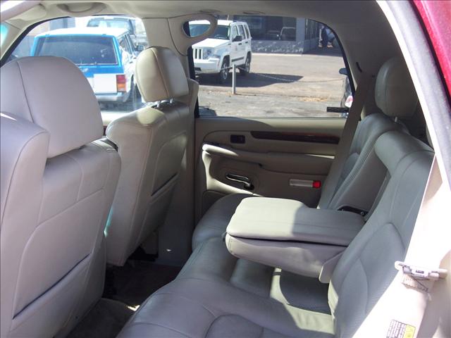 Cadillac Escalade 2002 photo 2