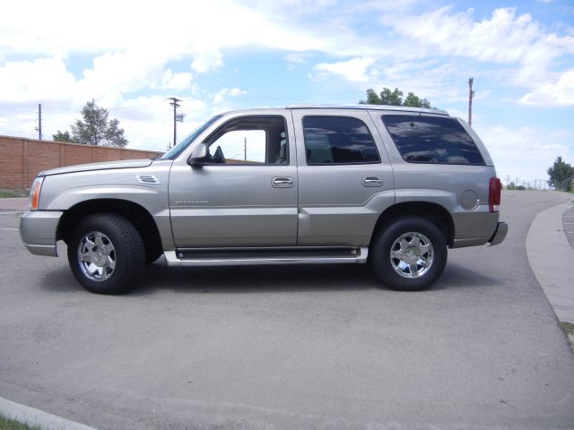 Cadillac Escalade 2002 photo 1