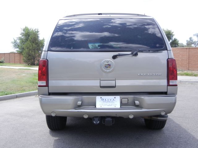 Cadillac Escalade 2002 photo 2