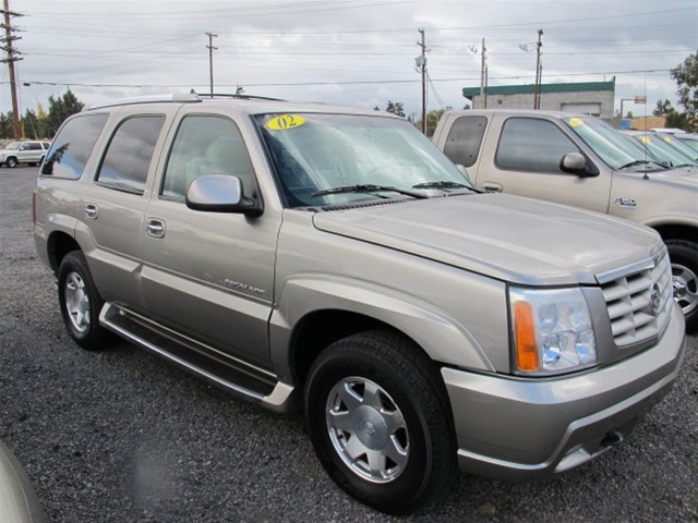 Cadillac Escalade 2002 photo 1